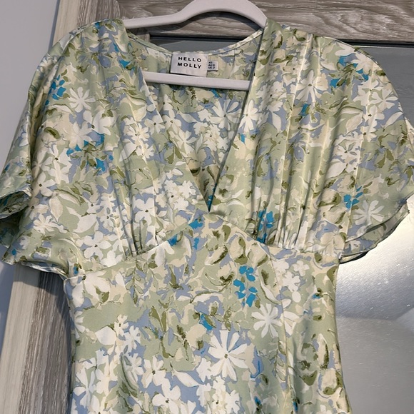 Hello Molly Dress - Picture 4 of 4